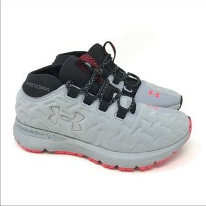 Woman’s Underarmour charged reactor tennis shoe. Brand New. Never worn. Size 6.
